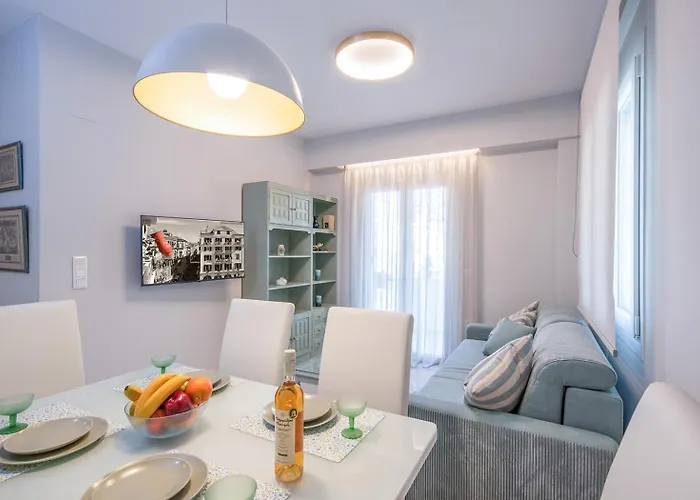 Frises Corfu Town Апартаменты *