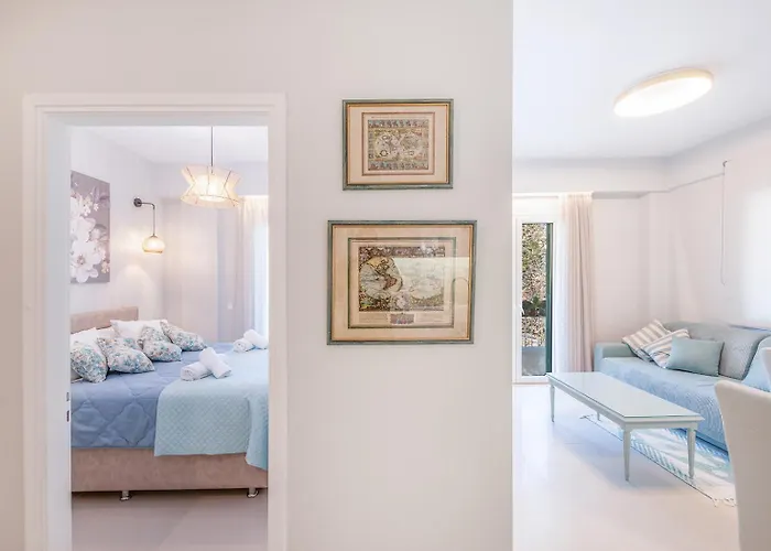 Апартаменты Frises Corfu Town